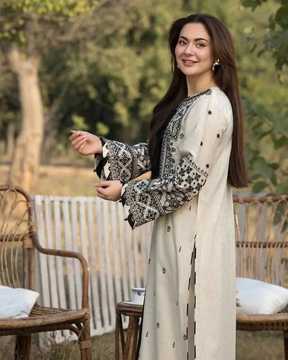 QALAMQAR dhanak embroidered hit code unstiched 3pc